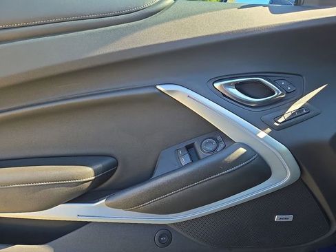 Used 2020 Chevrolet Camaro SS image 15