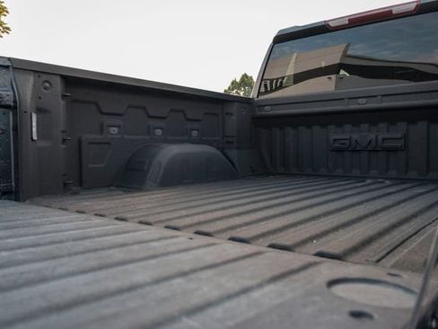 Used 2021 GMC Sierra 1500 Elevation AWD/4WD image 16
