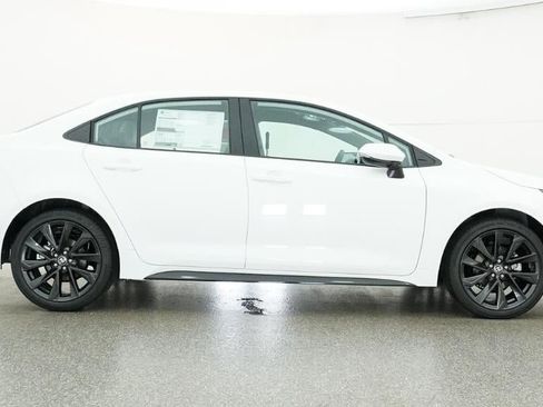 New 2026 Toyota Corolla SE FWD image 27