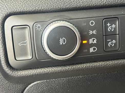 Used 2022 Ford Explorer ST-Line image 22