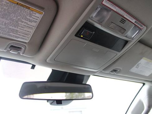 Used 2020 Toyota Tacoma SR image 11