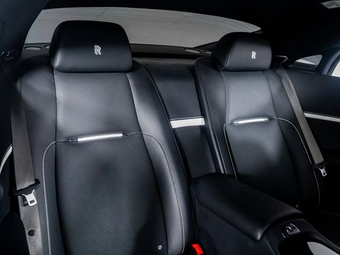 Used 2019 Rolls-Royce Wraith image 31
