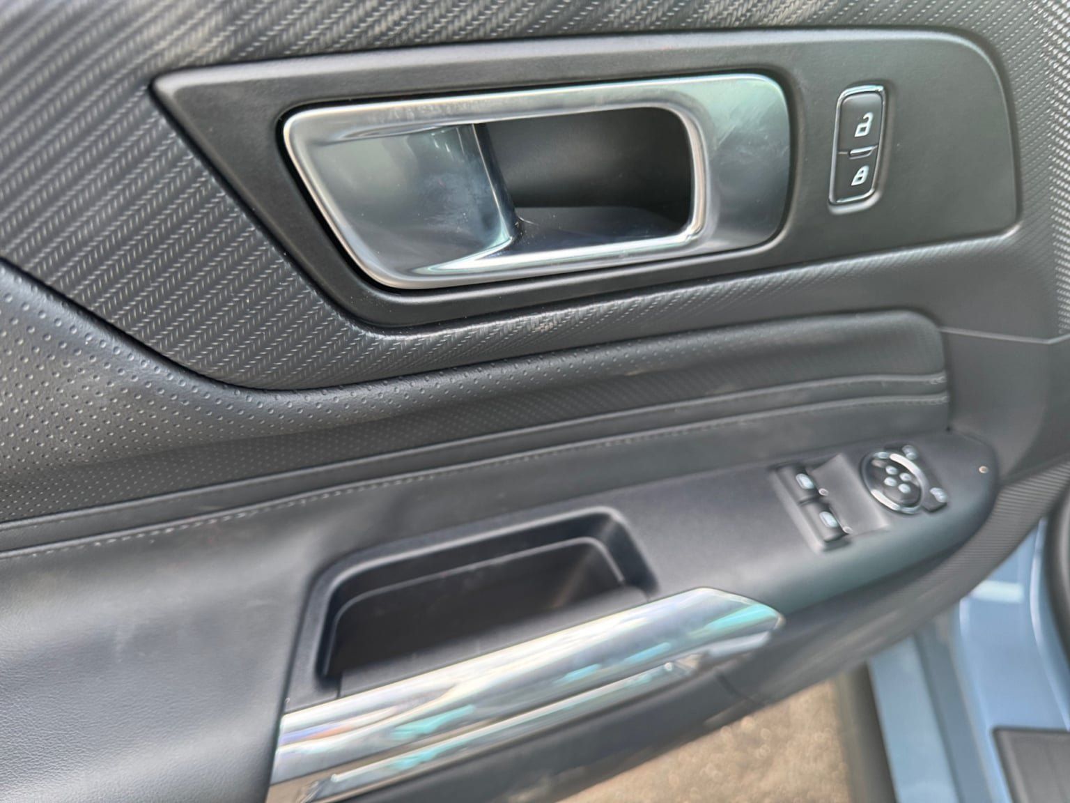 Used 2025 Ford Mustang GT Premium RWD image 12