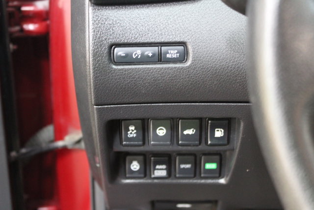 Used 2020 Nissan Rogue SV AWD/4WD image 15
