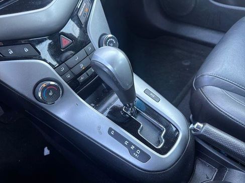 Used 2014 Chevrolet Cruze LT image 19