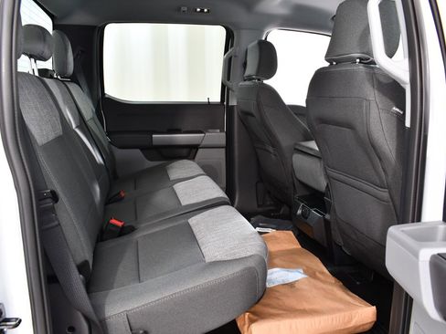 New 2026 Ford F550 4x4 Crew Cab w/ XLT Value Package image 19