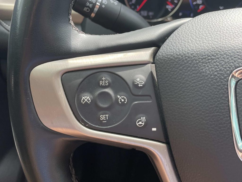 Used 2023 GMC Acadia Denali FWD image 22