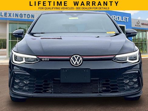 Used 2024 Volkswagen GTI SE FWD image 3