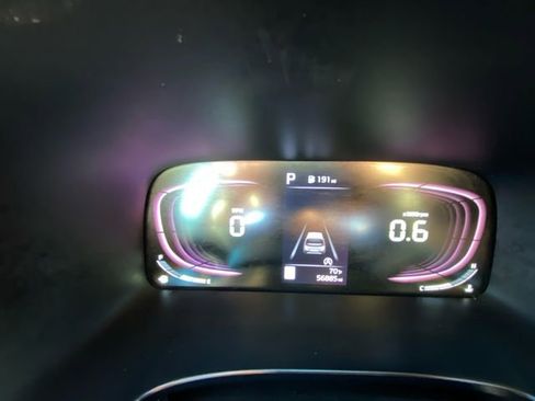 Used 2023 Kia Soul LX w/ LX Technology Package FWD image 21