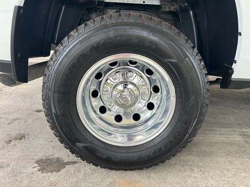 Used 2025 RAM 3500 Big Horn AWD/4WD image 23