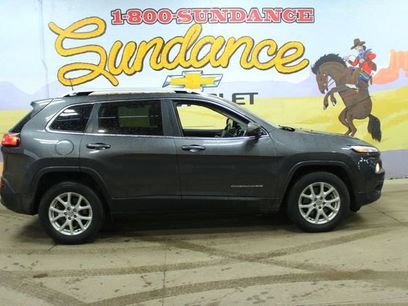 Used 2016 Jeep Cherokee Latitude w/ Comfort & Convenience Group