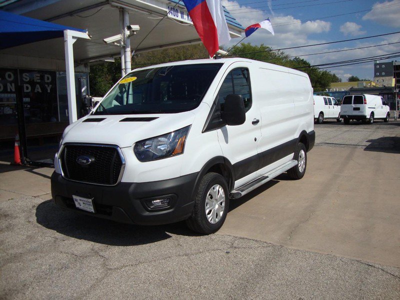 Used 2025 Ford Transit 250 Low Roof w/ Exterior Upgrade Package RWD image 2