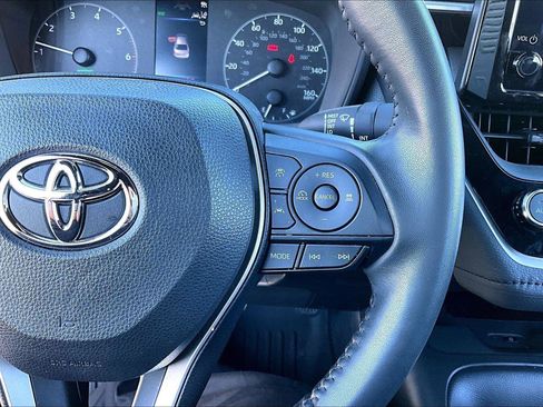 Certified 2024 Toyota Corolla SE image 17