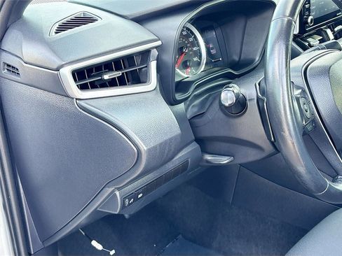Used 2021 Toyota Corolla SE FWD image 10