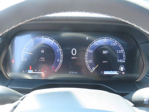 Used 2024 Jeep Grand Cherokee L Limited RWD image 28