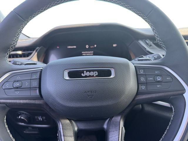 New 2026 Jeep Grand Cherokee Altitude AWD/4WD image 17