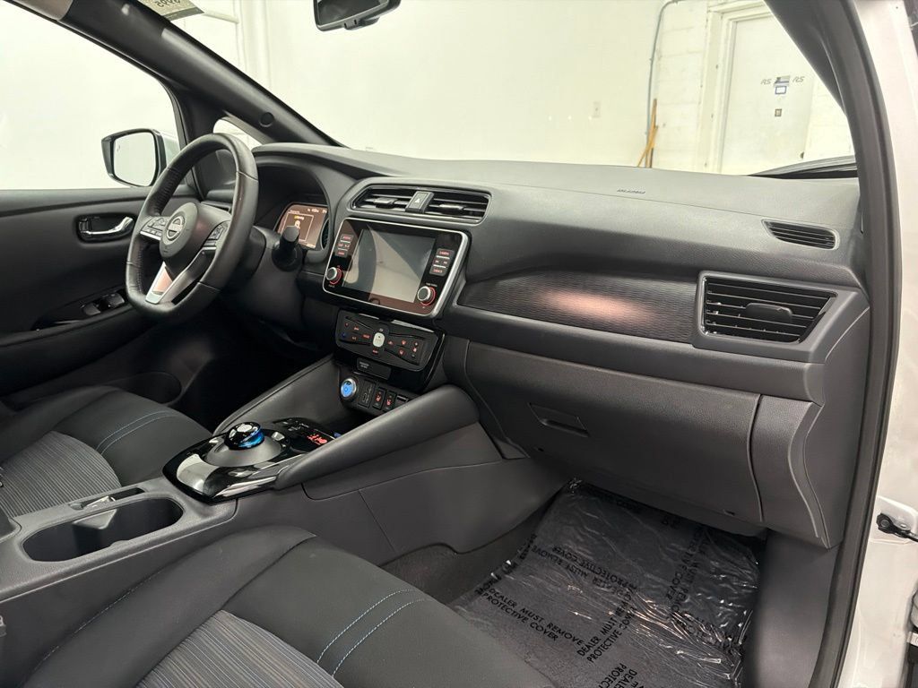 Used 2023 Nissan Leaf SV Plus FWD image 32