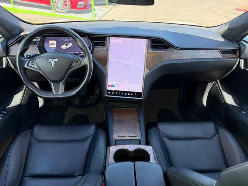 Used 2020 Tesla Model S Long Range AWD/4WD image 18