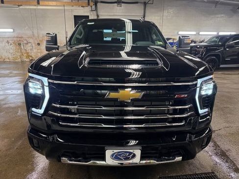 New 2026 Chevrolet Silverado 2500 LT w/ Z71 Chrome Sport Edition AWD/4WD image 2