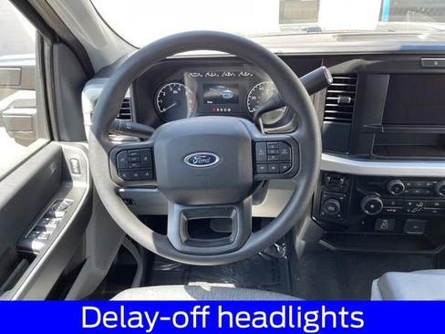 New 2026 Ford F250 4x4 Crew Cab Super Duty image 13