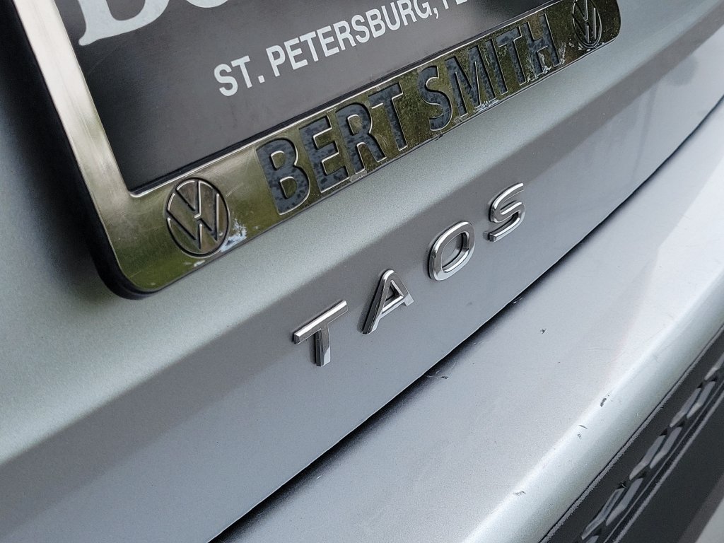 Used 2023 Volkswagen Taos S FWD image 5