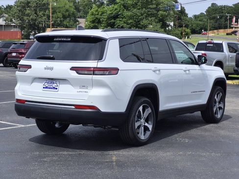 New 2026 Jeep Grand Cherokee L Limited RWD image 6
