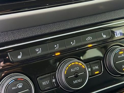 Used 2022 Volkswagen Atlas SE image 20