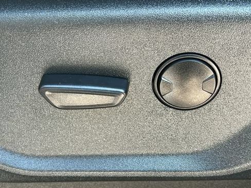 Used 2022 Ford F350 XLT w/ XLT Value Package AWD/4WD image 43