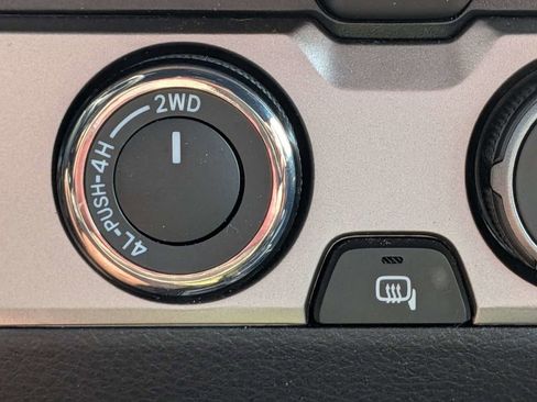 Used 2022 Toyota Tacoma Limited AWD/4WD image 26