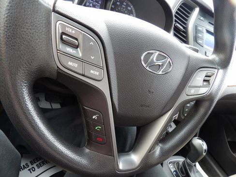 Used 2015 Hyundai Santa Fe Sport image 11