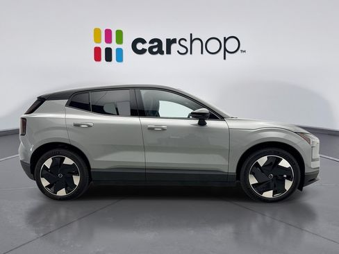 Used 2025 Volvo EX30 Plus w/ Protection Package Premier AWD/4WD image 6