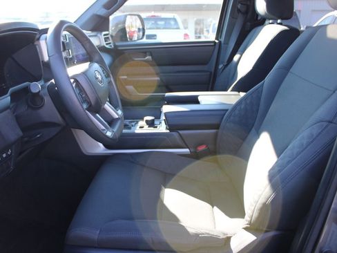 Used 2025 Toyota Sequoia SR5 image 34