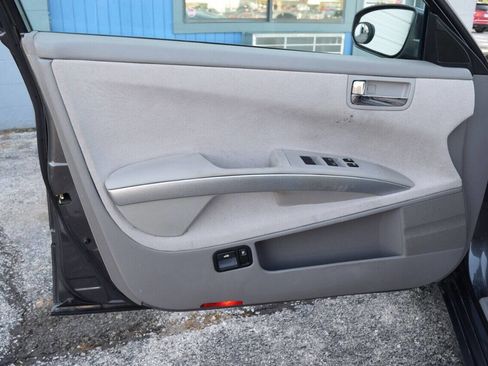 Used 2005 Nissan Maxima 3.5 SE image 28