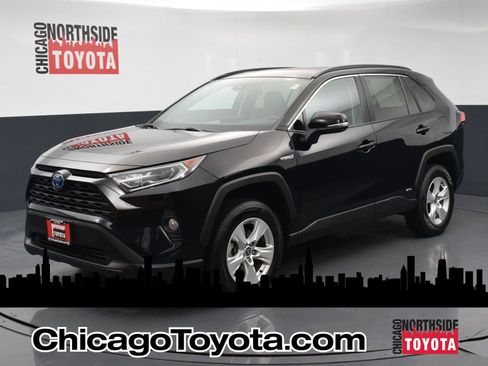 Used 2021 Toyota RAV4 XLE w/ Convenience Package AWD/4WD image 1