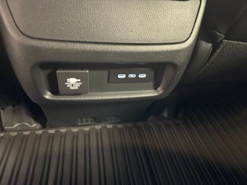 Certified 2025 Honda Passport TrailSport image 22