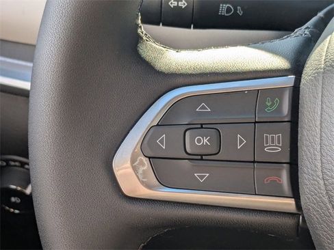 New 2026 Jeep Compass Limited image 17