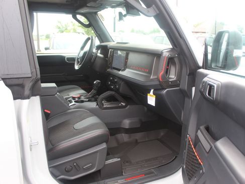 New 2026 Ford Bronco Raptor w/ Interior Carbon Fiber Pack AWD/4WD image 13