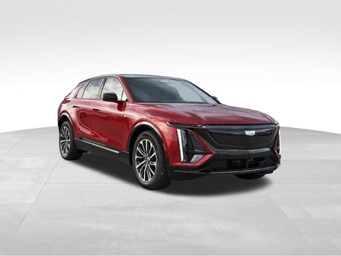New 2026 Cadillac Lyriq Sport image 1