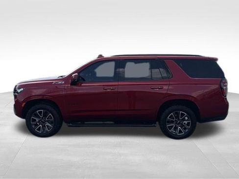 Used 2021 Chevrolet Tahoe Z71 w/ Luxury Package AWD/4WD image 6