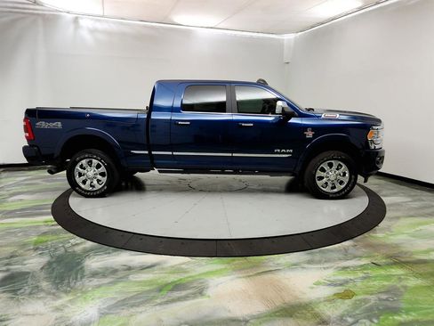 Used 2021 RAM 2500 Limited AWD/4WD image 4