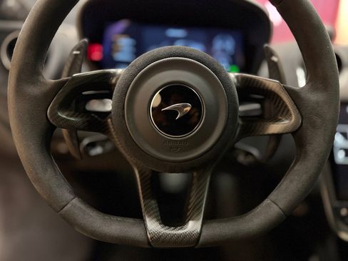 Used 2019 McLaren 600LT RWD image 38