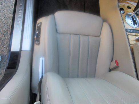Used 2008 Bentley Flying Spur Flying Spur AWD/4WD image 15