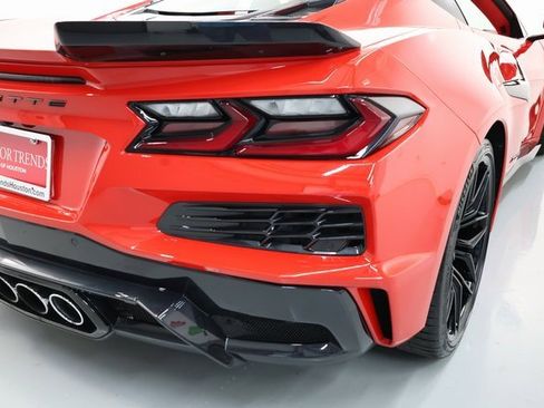Used 2025 Chevrolet Corvette Z06 image 74