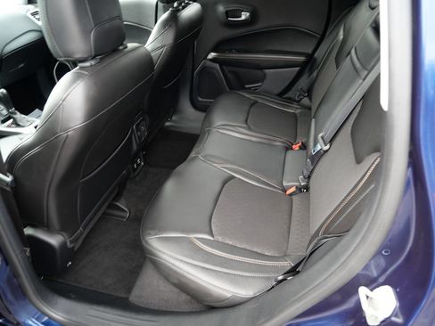 Used 2018 Jeep Compass Latitude w/ Popular Equipment Group AWD/4WD image 20