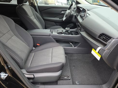 New 2026 Nissan Rogue SV FWD image 20