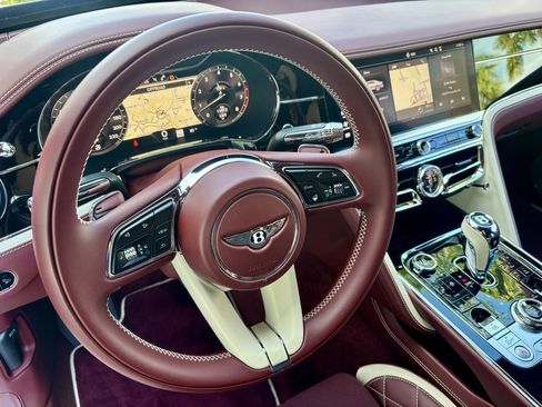 Used 2024 Bentley Flying Spur W12 image 14