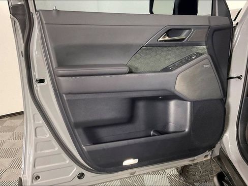 Used 2024 Lexus GX 550 AWD/4WD image 21
