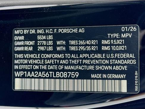 New 2026 Porsche Macan image 36