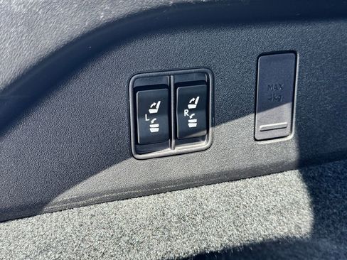 Used 2022 Lexus RX 350L FWD w/ Premium Package image 18