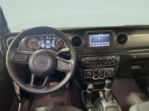 Used 2022 Jeep Wrangler Unlimited Sport image 17
